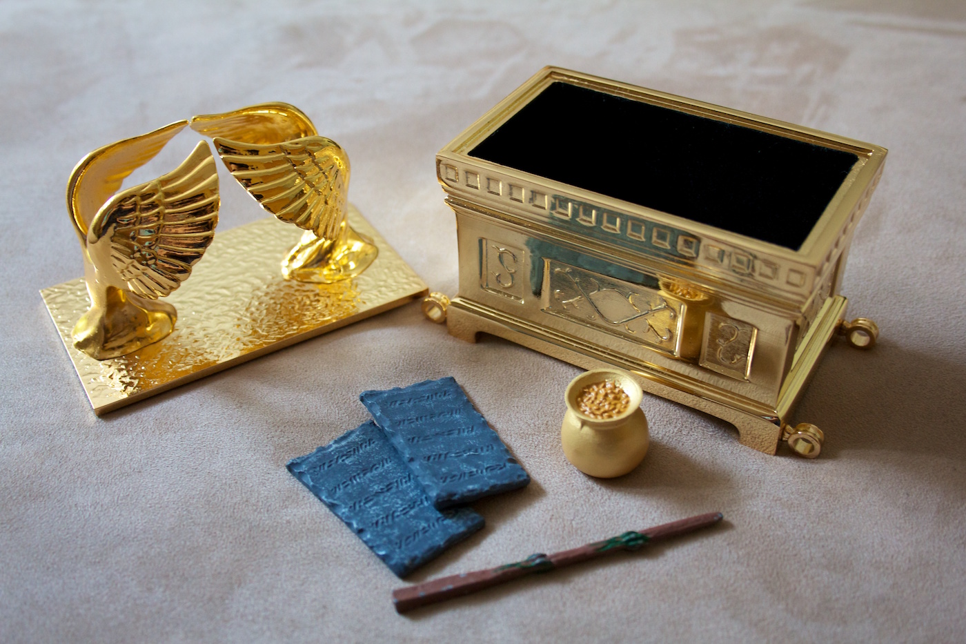 Free Bible Study The Hebrew Tabernacle—A Model of Messiah The