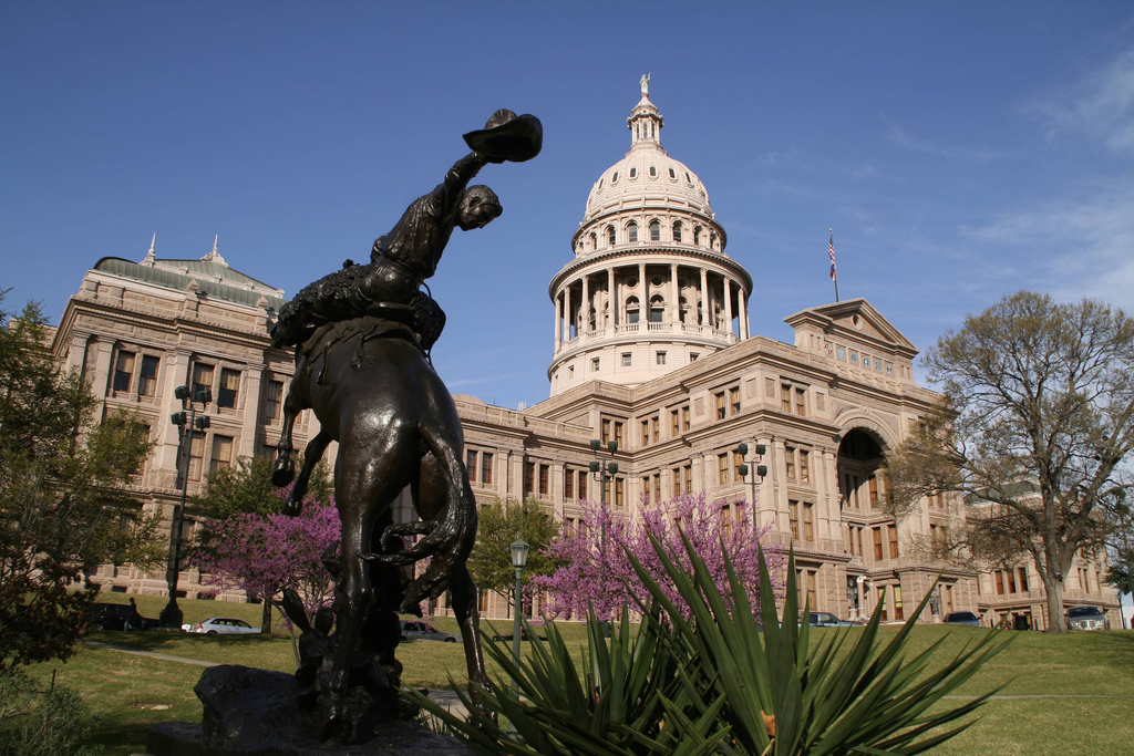 Texas State Building. Photo credit: Ed Schipul on Flickr 
